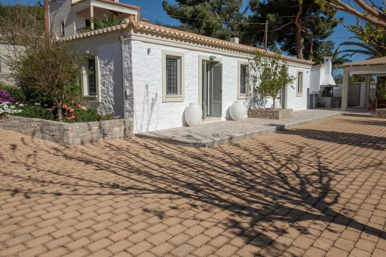 Traditional Guest House Grandma Vitsa In Ermioni Exterior photo